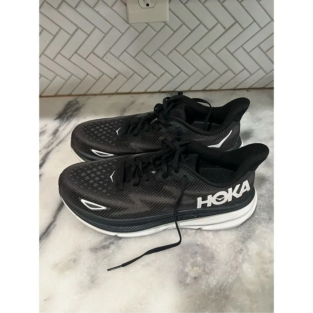 HOKA ONE ONE Clifton 9 Men’s Size 10 Black White Running Shoes EU 44